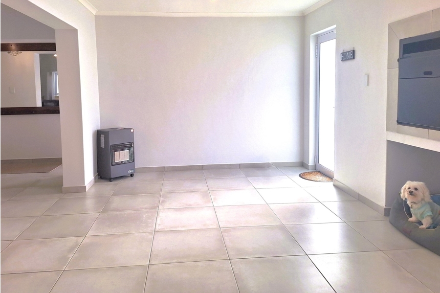 3 Bedroom Property for Sale in Lampiesbaai Western Cape